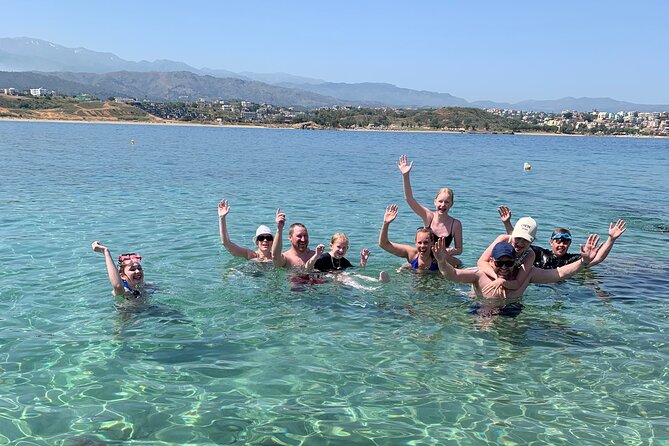 Stand-up Paddleboard Lazareta Experience Chania Crete (tour) - Reaching the small beaches of Lazareta
