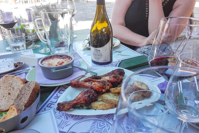 The Gourmet Wine Tour of Heraklion area - Lunch in Archanes, with five wines at the table