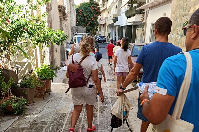 The Hunt of the Olympian Gods, scavenger hunt for families, prive - Zeus sends your family through Heraklion