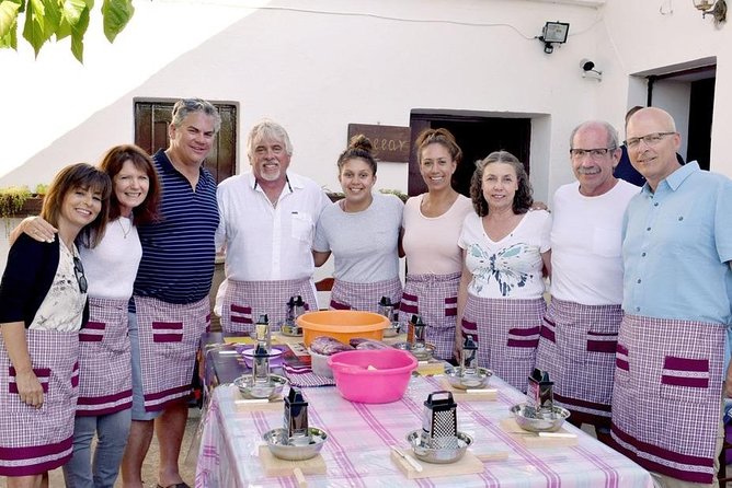The Real Cretan Cooking Experience - Meeting the family and seeing the property