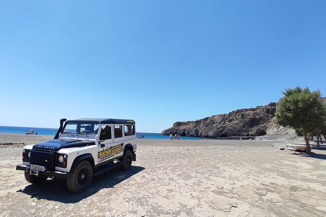 Trypiti beach and gorge Jeep Safari - A short village pause in Agii Deka