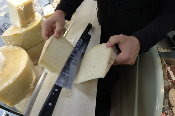 Walking Food Tasting Tour in Chania Town - Key points to know before booking