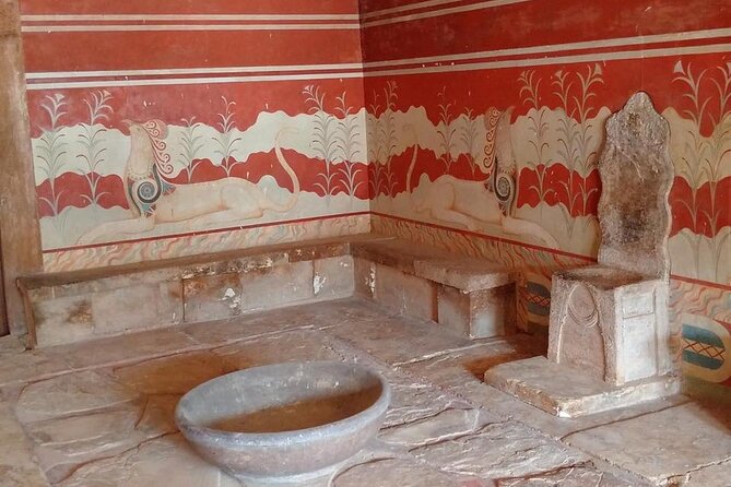 WeGuide Knossos palace - Skip-the-line access and what it really saves